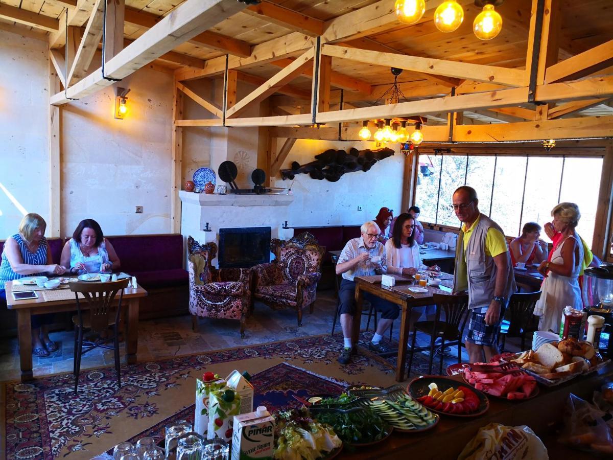 Larissa Cave Hotel Nevşehir Bagian luar foto