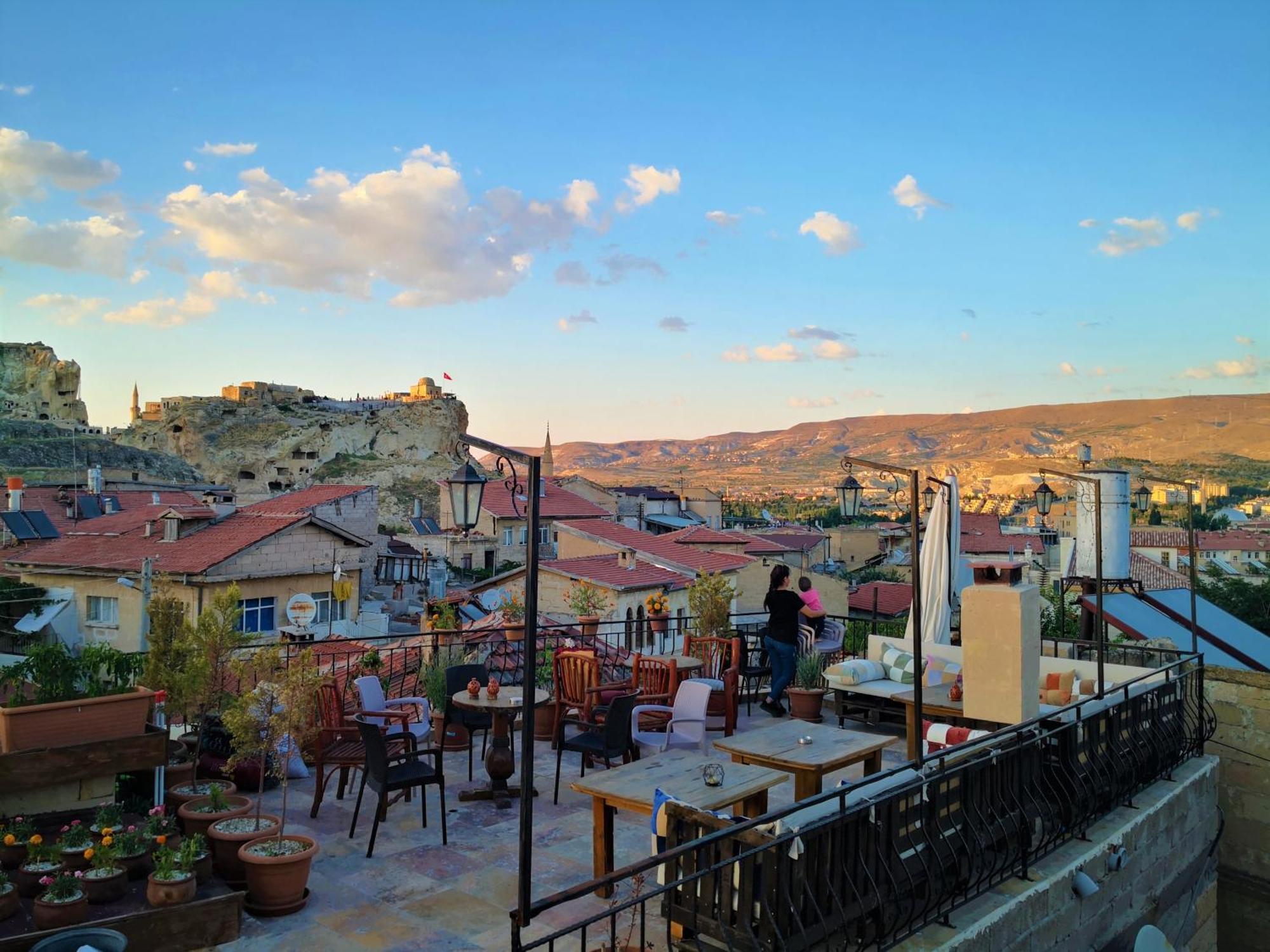 Larissa Cave Hotel Nevşehir Bagian luar foto