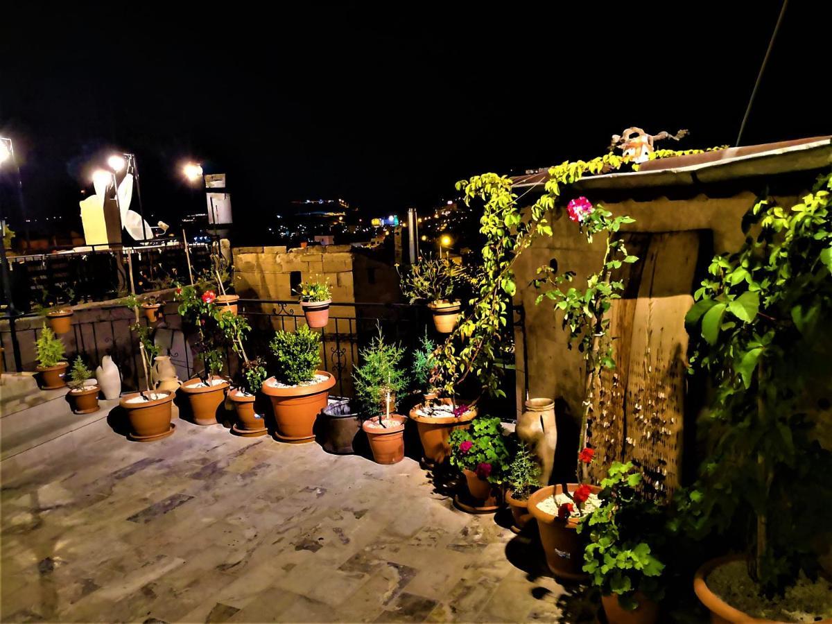 Larissa Cave Hotel Nevşehir Bagian luar foto