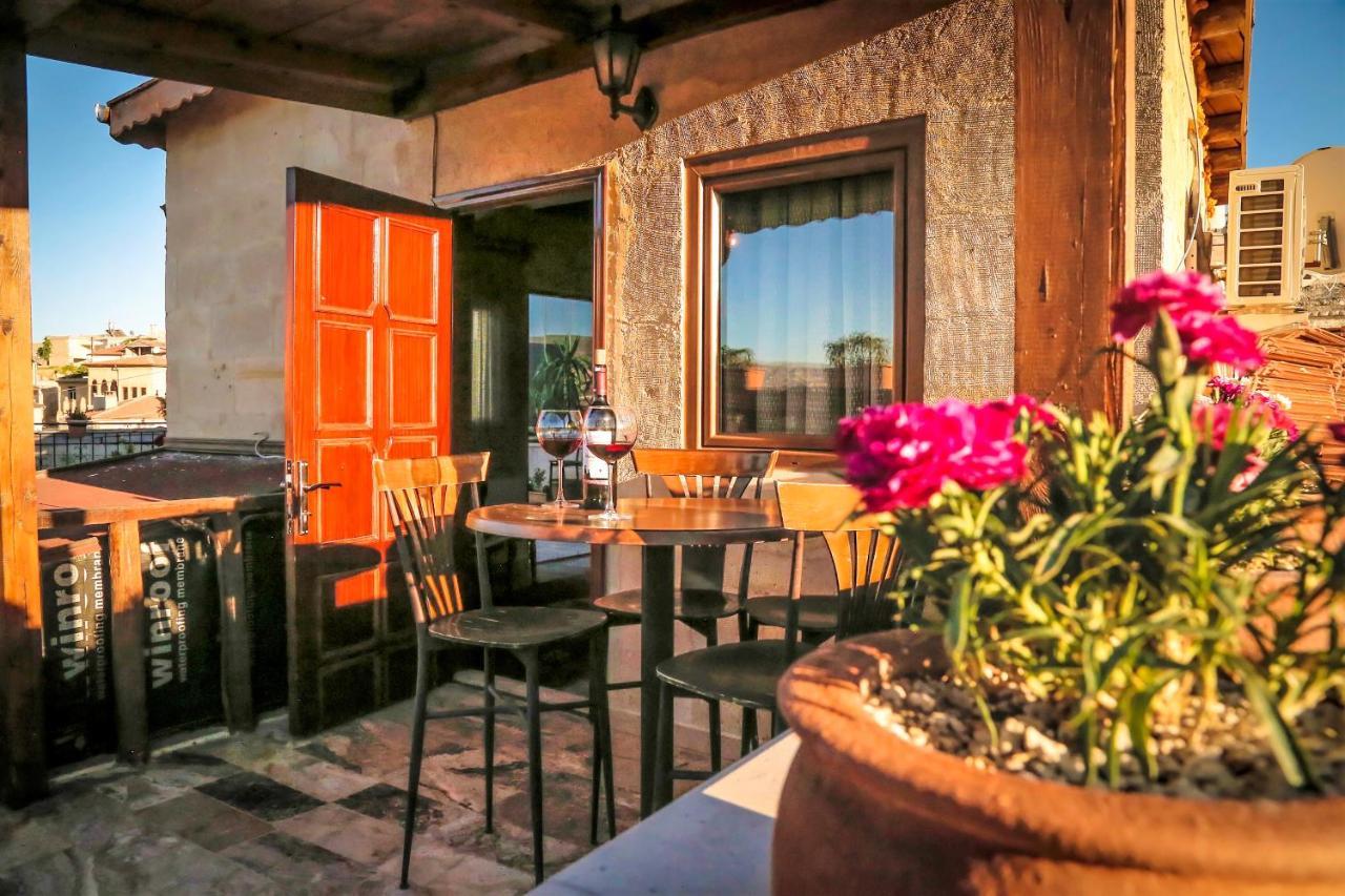 Larissa Cave Hotel Nevşehir Bagian luar foto