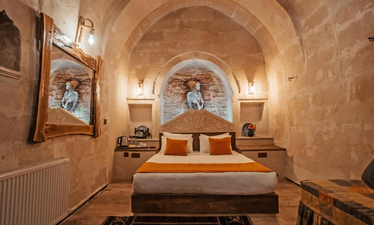Larissa Cave Hotel Nevşehir Bagian luar foto