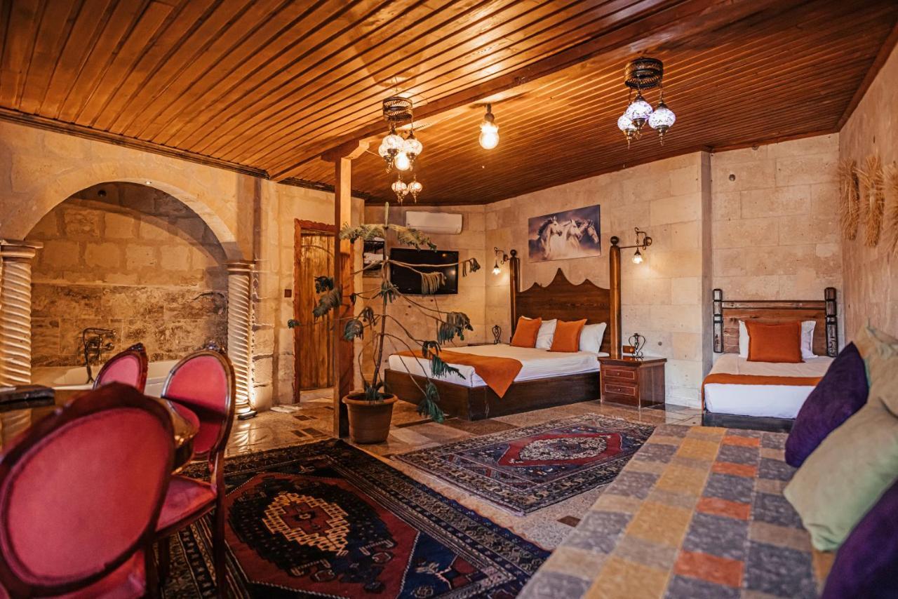 Larissa Cave Hotel Nevşehir Bagian luar foto