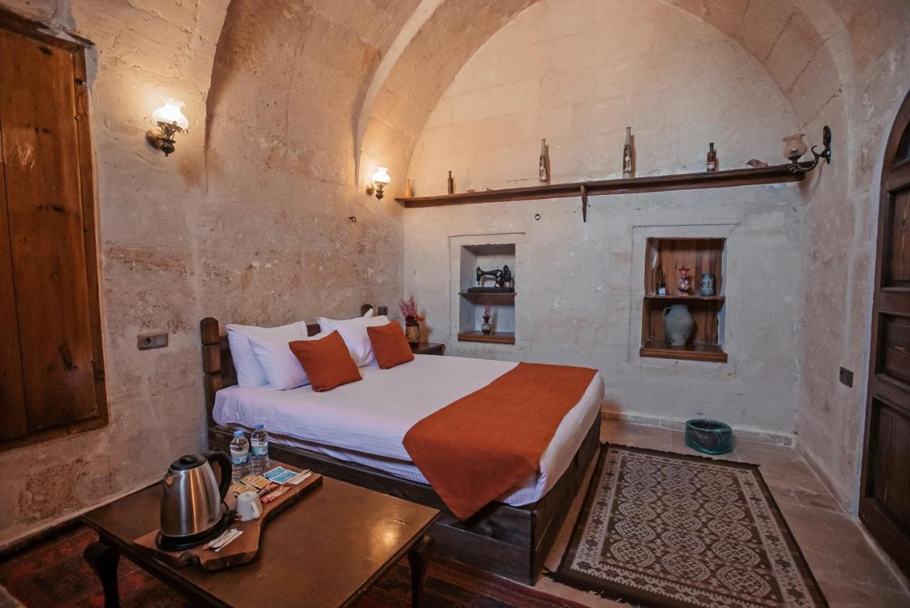 Larissa Cave Hotel Nevşehir Bagian luar foto
