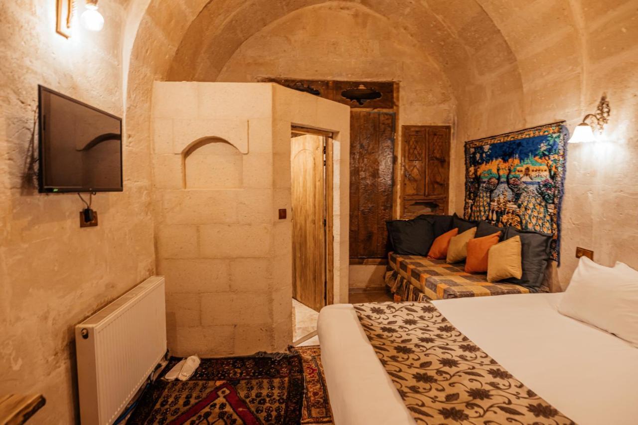 Larissa Cave Hotel Nevşehir Bagian luar foto