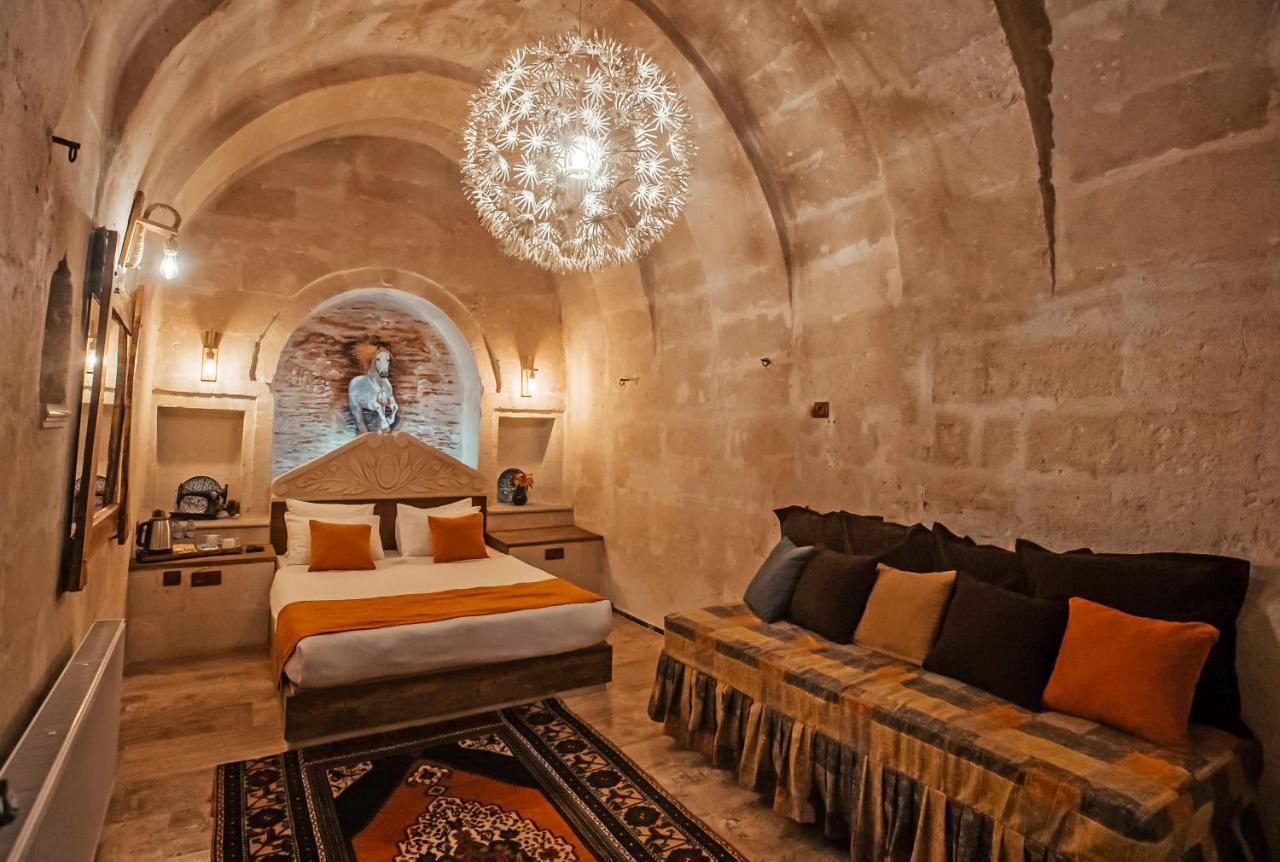 Larissa Cave Hotel Nevşehir Bagian luar foto