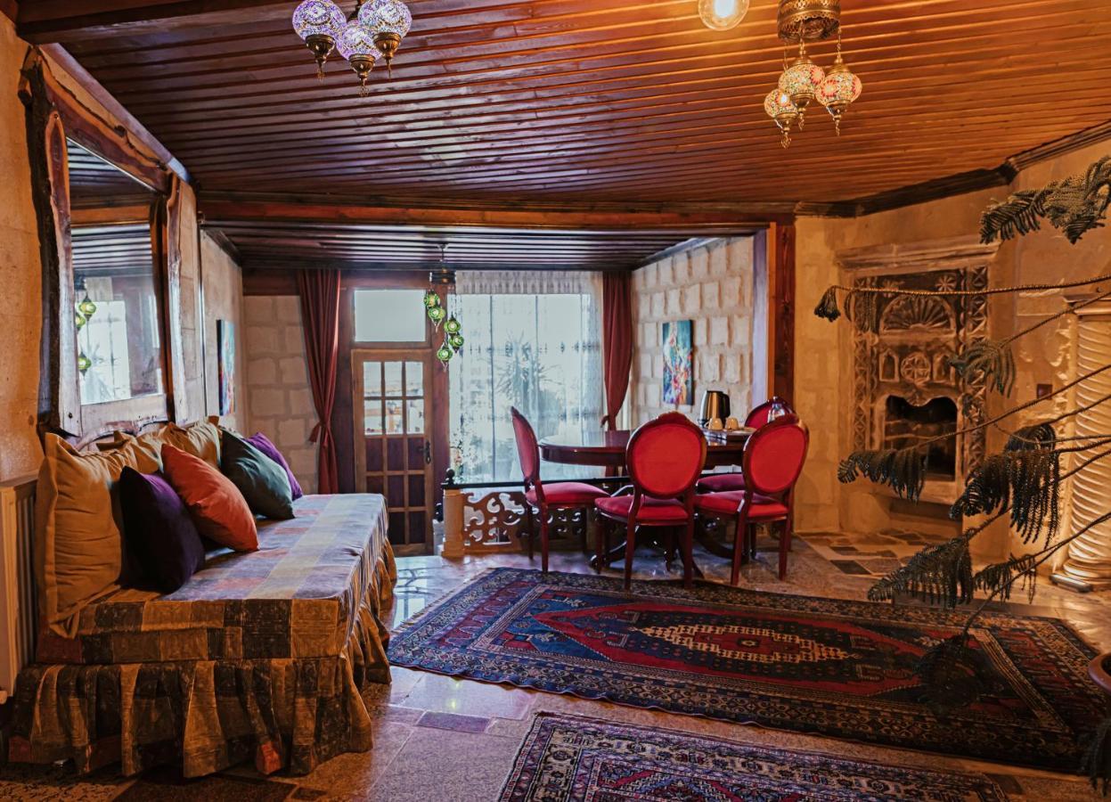 Larissa Cave Hotel Nevşehir Bagian luar foto